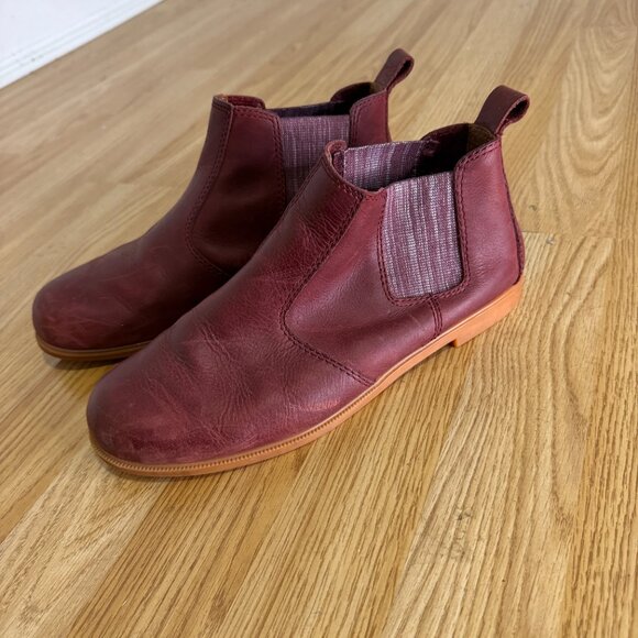 Kodiak Low Rider Chelsea Boot Womens Size 9 Red Leather - Picture 2 of 8